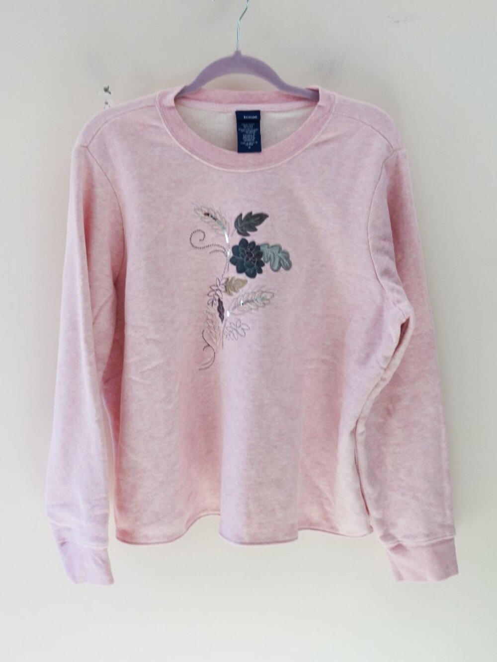 Basic Editions Embroidered Fleece Crew Neck Sweatshirt Pink (1X) NWOT!
